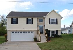  Bluebird Ln, Winston Salem NC