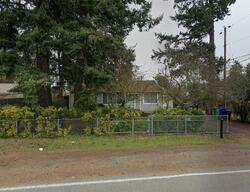 Pre-foreclosure in  Se 104th Ave Portland, OR 97266