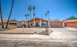 Pre-foreclosure in  W Cinnabar Ave Phoenix, AZ 85051