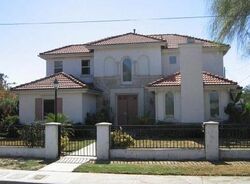 Pre-foreclosure in  Dahlia Ave El Monte, CA 91732