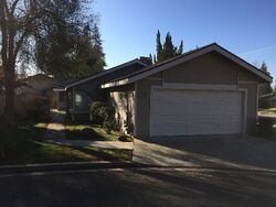  E Vine Ct, Visalia CA