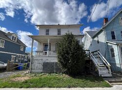 Pre-foreclosure in  Grant St Middletown, NY 10940
