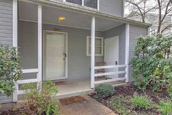 Pre-foreclosure in  Maple View Dr Charlottesville, VA 22902