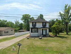 Pre-foreclosure in  Island Blvd Grosse Ile, MI 48138