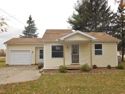 Pre-foreclosure in  HENDERSON ST Memphis, MI 48041
