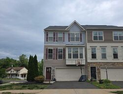 Pre-foreclosure in  Royal Ct Warrenton, VA 20186