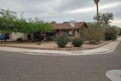 Pre-foreclosure in  N 47th Dr Glendale, AZ 85306