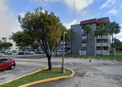 Pre-foreclosure in  SW 122ND AVE Miami, FL 33184
