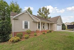  Brookshire Dr, Cookeville TN