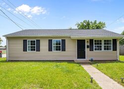 Pre-foreclosure in  Somerville Dr Hampton, VA 23663
