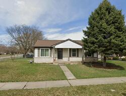  Amberly Dr, Clinton Township MI