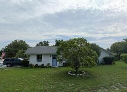 Pre-foreclosure in  Lismore Ct Brooksville, FL 34613