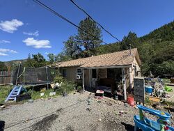Pre-foreclosure in  Schiefflin Gulch Rd Gold Hill, OR 97525