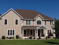 Pre-foreclosure in  Applewood Rd Cromwell, CT 06416