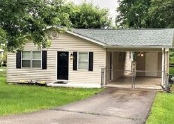 Pre-foreclosure in  N 12TH ST La Follette, TN 37766