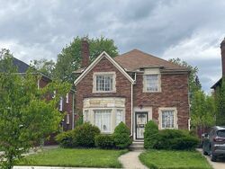 Pre-foreclosure in  FULLERTON ST Detroit, MI 48238