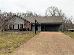 Pre-foreclosure in  County Road 748 Wynne, AR 72396