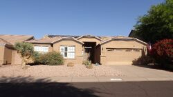 Pre-foreclosure in  N 43rd Pl Phoenix, AZ 85050