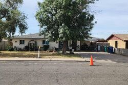 Pre-foreclosure in  E Nielson Ave Mesa, AZ 85204