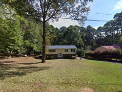 Pre-foreclosure in  Monticello Pl Sw Jacksonville, AL 36265