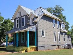 Pre-foreclosure in  Quintard Ave Anniston, AL 36201