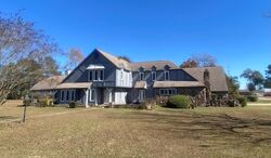 Pre-foreclosure in  Mckemie St Columbia, AL 36319