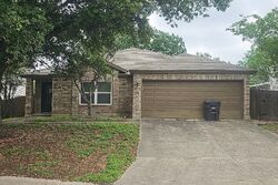 Pre-foreclosure in  Mason Crest Dr San Antonio, TX 78247
