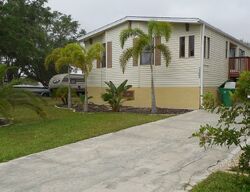 Pre-foreclosure in  Bayberry Ave Punta Gorda, FL 33950