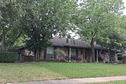 Pre-foreclosure in  Macao Pl Plano, TX 75075