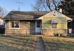  Harrison Dr, Clinton IA
