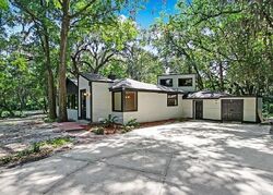 Pre-foreclosure in  JANELLE LN Jacksonville, FL 32211