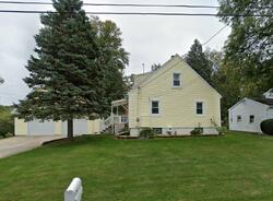 Pre-foreclosure in  Hein Ave Lansing, MI 48911