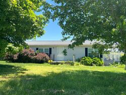  Beech Springs Dr, Flemingsburg KY