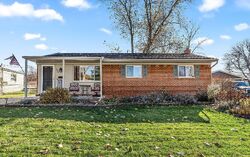 Pre-foreclosure in  Nichols Dr Saline, MI 48176