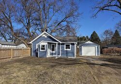 Pre-foreclosure in  COGGINS AVE Flint, MI 48506