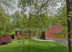 Pre-foreclosure in  Gray St Shelton, CT 06484