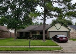Pre-foreclosure in  Pilgrim Hall Dr Friendswood, TX 77546