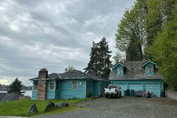Pre-foreclosure in  S Lake Stevens Rd Lake Stevens, WA 98258