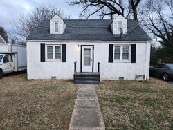 Pre-foreclosure in  Westwood Blvd Nw Roanoke, VA 24017