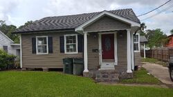 Pre-foreclosure in  5th St Lake Charles, LA 70601