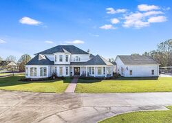 Pre-foreclosure in  Cameron St Duson, LA 70529