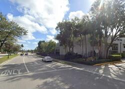 Pre-foreclosure in  Nw 87th Ave Apt K107 Miami, FL 33172