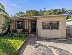  Nw 35th St, Miami FL