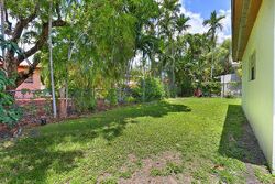  Sw 6th St, Miami FL