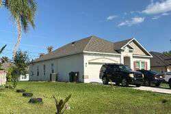 Pre-foreclosure in  Se Quay St Port Saint Lucie, FL 34984