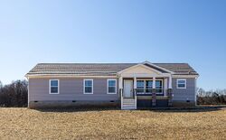 Pre-foreclosure in  Courthouse Rd Spotsylvania, VA 22551
