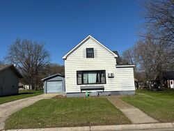 Pre-foreclosure in  2nd Ave Sw Hankinson, ND 58041