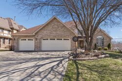 Pre-foreclosure in  Wedgewood Ln N Minneapolis, MN 55441