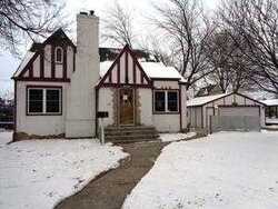 Pre-foreclosure in  LIVINGSTON AVE Saint Paul, MN 55118