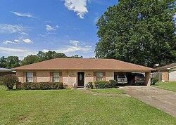 Pre-foreclosure in  Pine Circle Dr Pearl, MS 39208